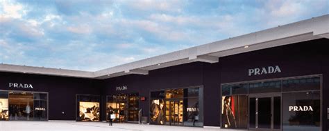 outlet prada emilia romagna